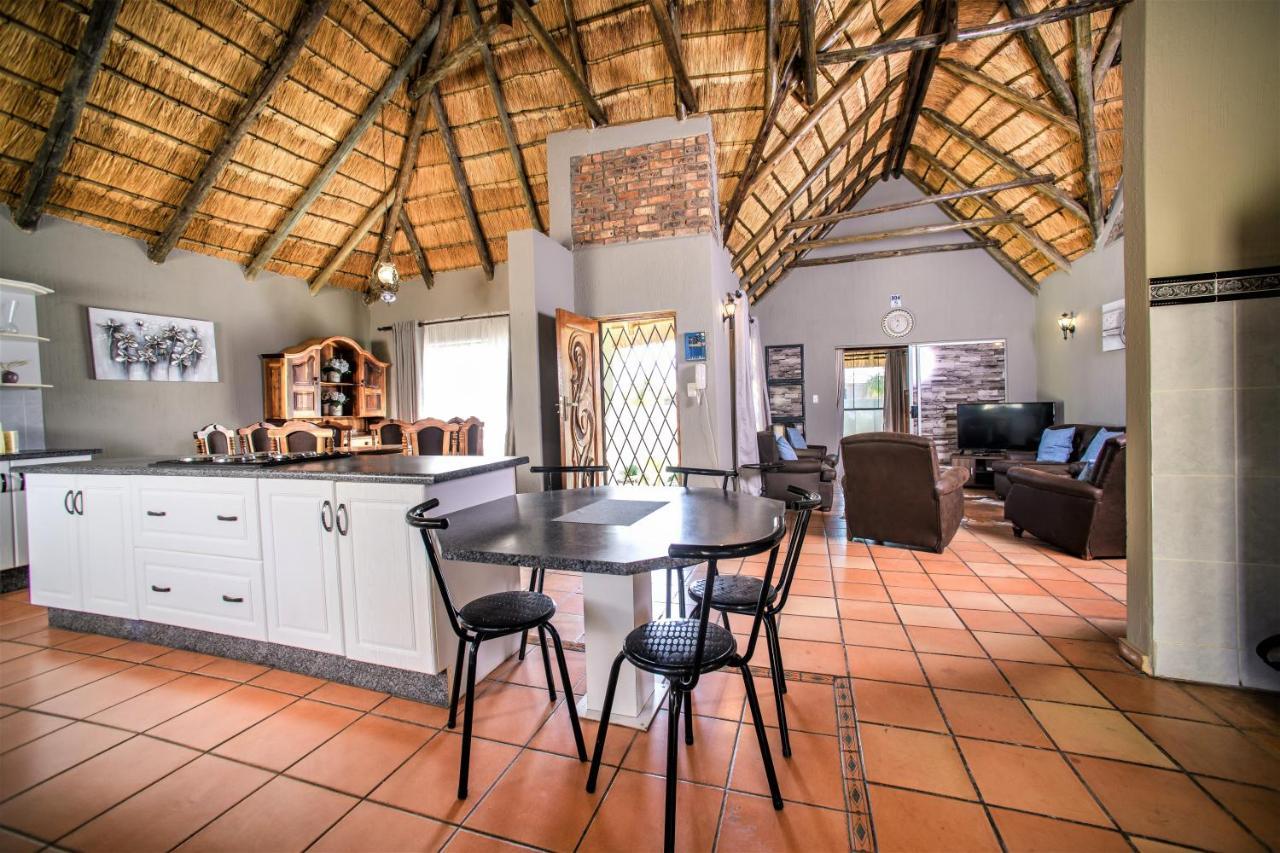 Ndalo Guest House, Badplaas Esterno foto